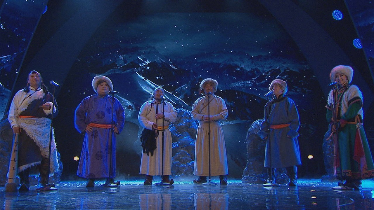 “Хөсөгтөн” хамтлаг монгол урлагаараа дэлхий дахиныг гайхшруулж байна